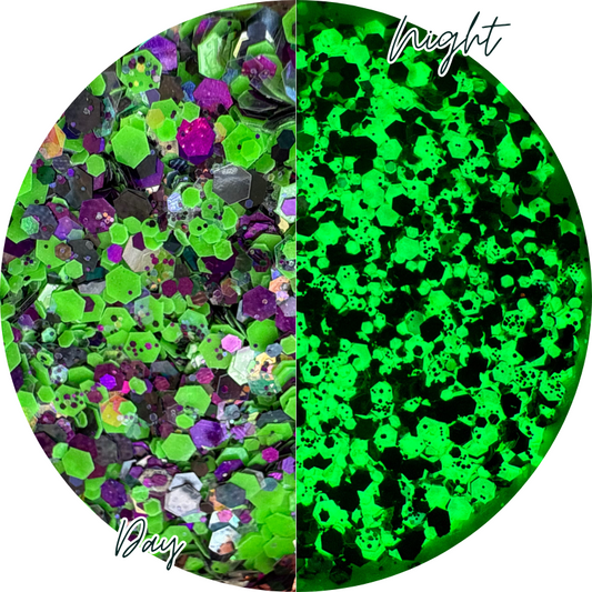 Beetlejuice | Glow In The Dark Glitter | 50g Shaker